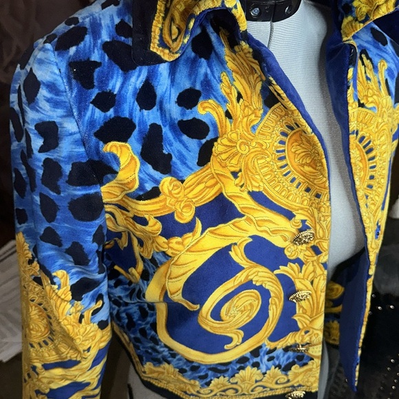 Vintage Versace jacket - Picture 7 of 14